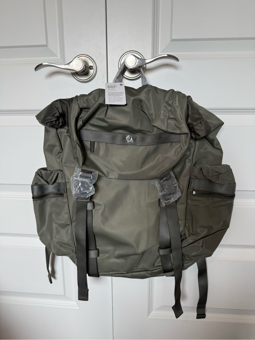 Lululemon Backpack Wanderlust 25L - NEW
